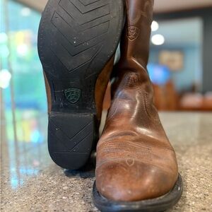 Ariat Men's Tan Leather Western Boots